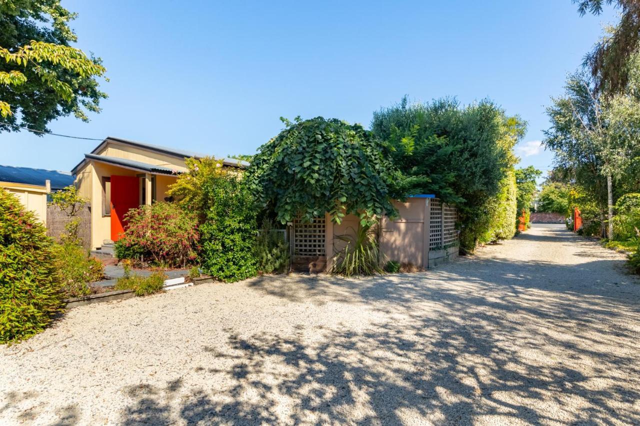 Shy Cottage And Studio Ґрейтаун Екстер'єр фото
